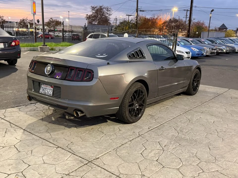 2013 Ford S197 Mustang - Image 3 of 12