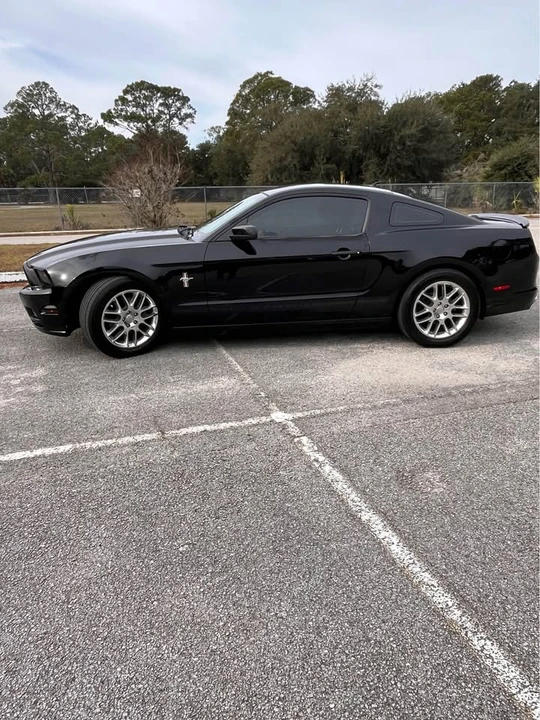 2013 Ford S197 Mustang - Image 3 of 13