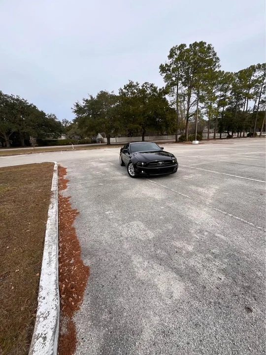 2013 Ford S197 Mustang - Image 2 of 13