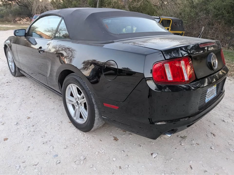 2013 Ford S197 Mustang - Image 4 of 8