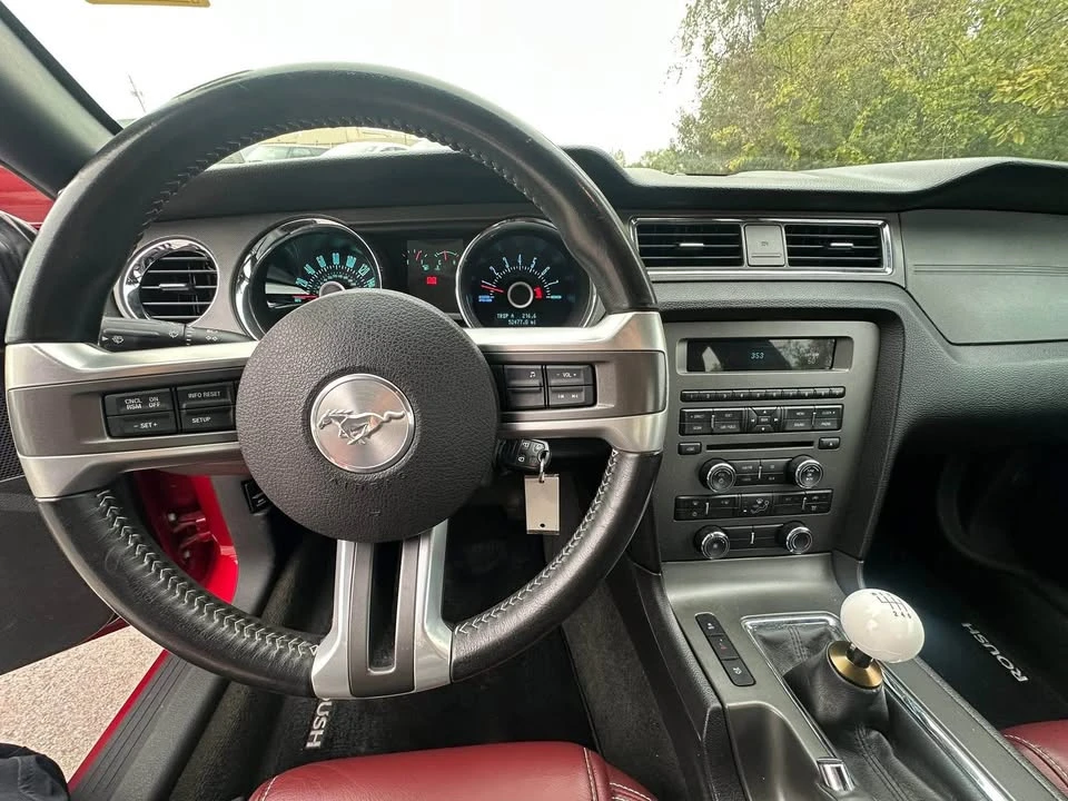 2013 Ford S197 Mustang - Image 9 of 10