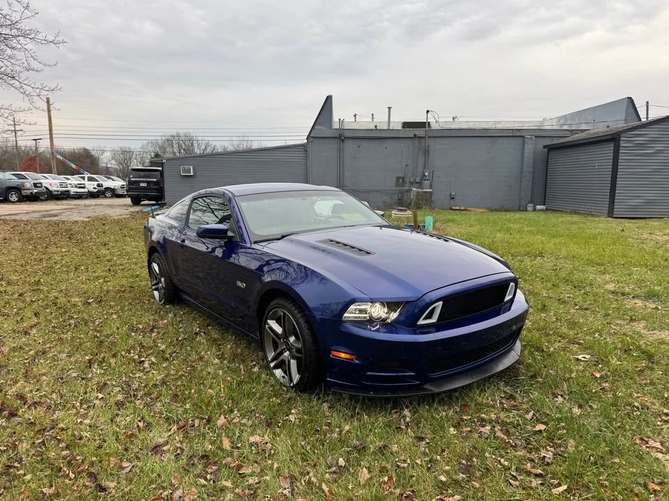 2013 Ford S197 Mustang - Image 2 of 7