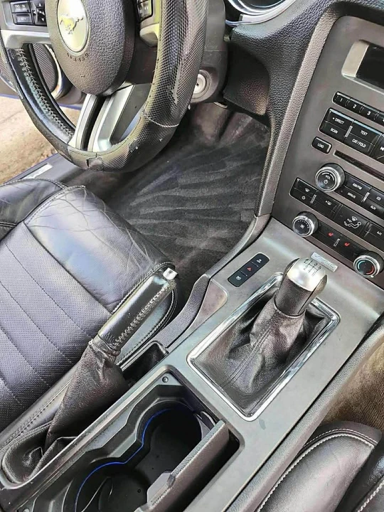 2013 Ford S197 Mustang - Image 3 of 4