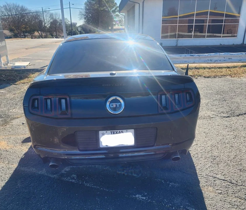 2013 Ford S197 Mustang - Image 5 of 6