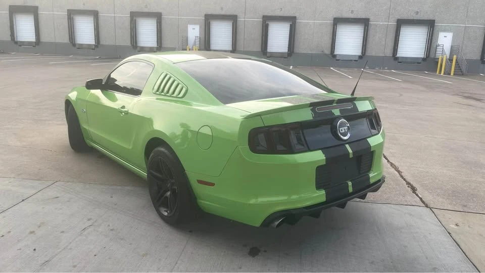 2013 Ford S197 Mustang - Image 2 of 11