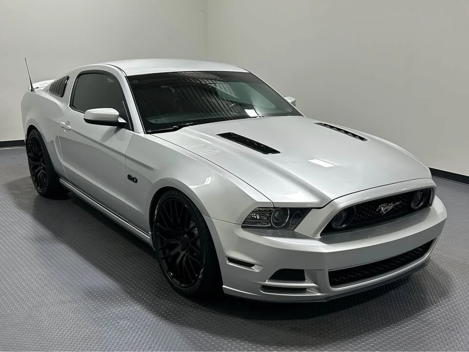 2013 Ford S197 Mustang - Image 2 of 17