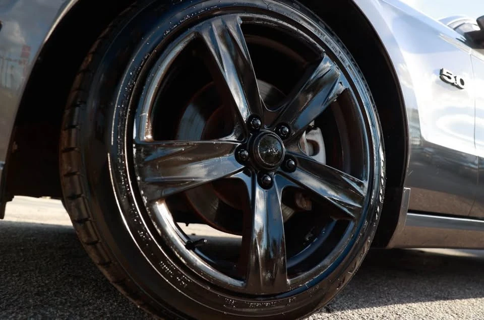 2013 Ford S197 Mustang - Image 8 of 14