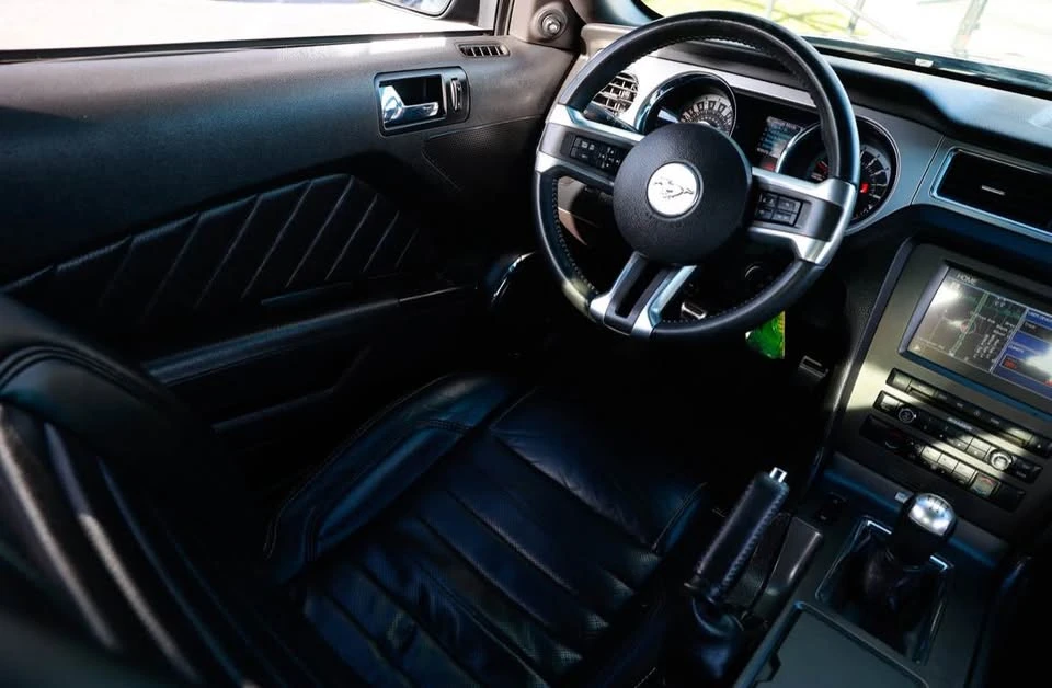 2013 Ford S197 Mustang - Image 13 of 14