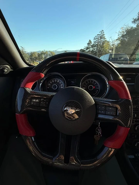 2013 Ford S197 Mustang - Image 4 of 8