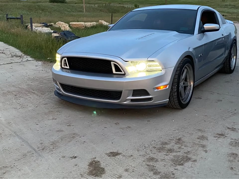2013 Ford S197 Mustang - Image 2 of 8