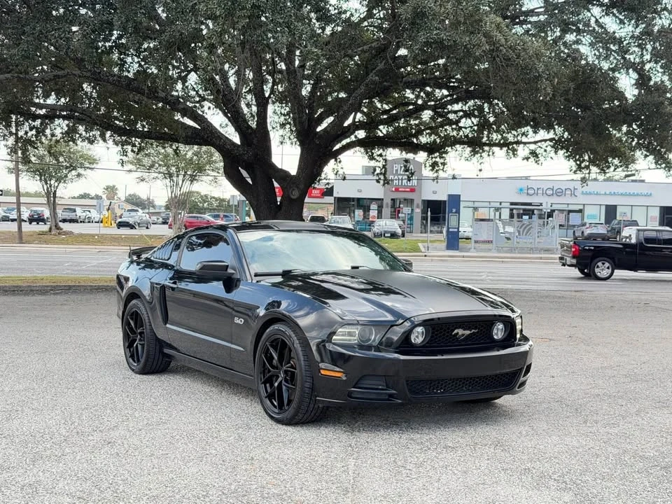 2013 Ford S197 Mustang - Image 4 of 10