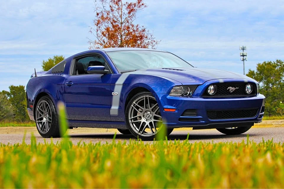 2013 Ford S197 Mustang - Image 2 of 15