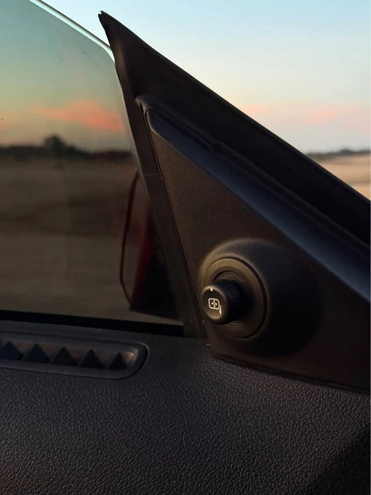 2013 Ford S197 Mustang - Image 16 of 16