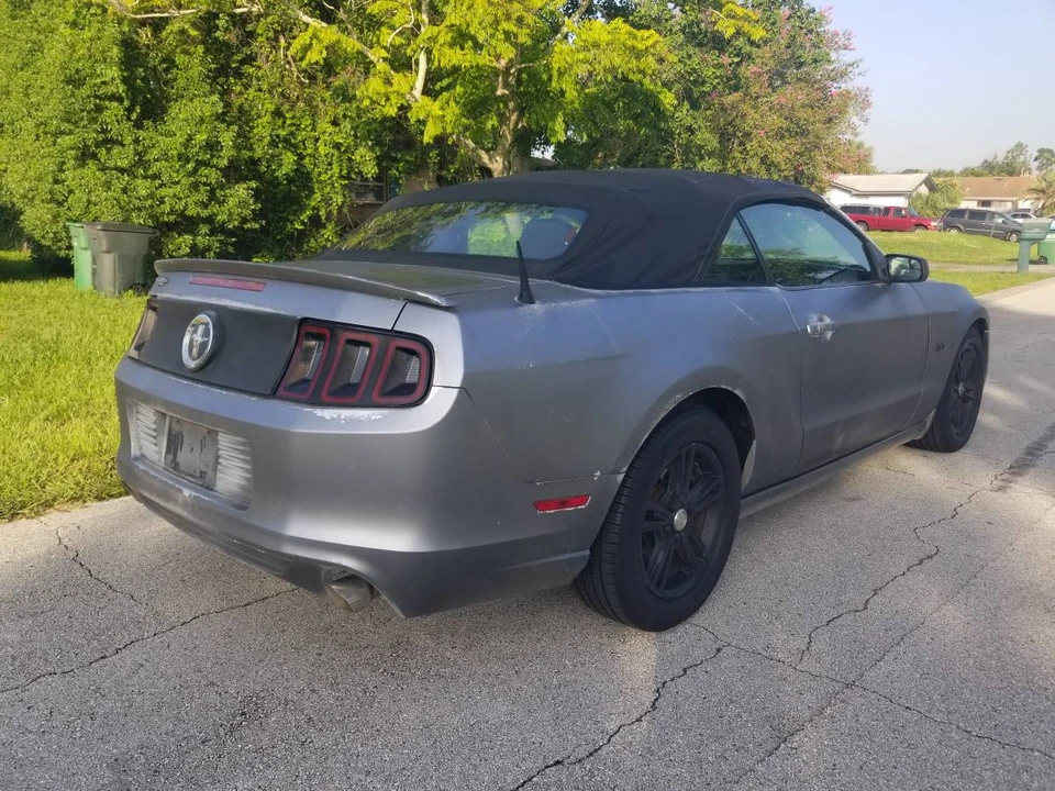2013 Ford S197 Mustang - Image 19 of 21