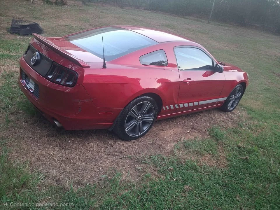 2013 Ford S197 Mustang - Image 6 of 11