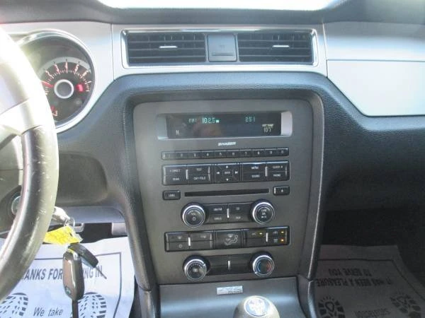 2013 Ford S197 Mustang - Image 10 of 16
