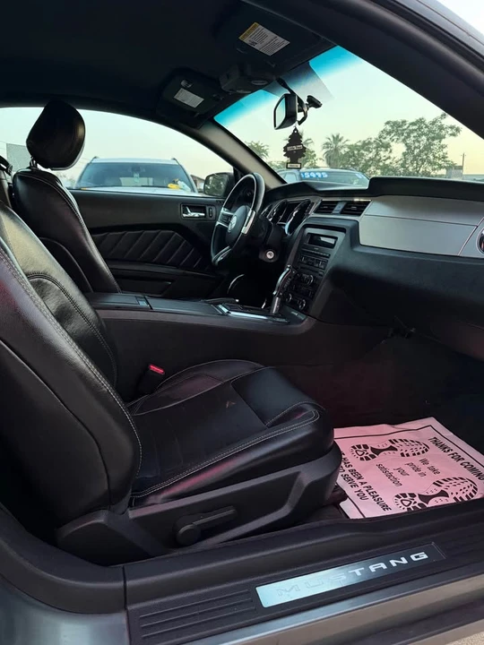 2013 Ford S197 Mustang - Image 11 of 12