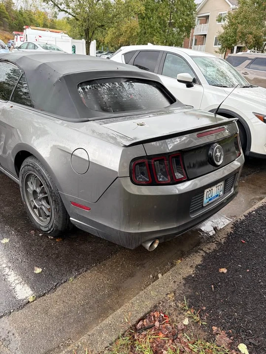 2013 Ford S197 Mustang - Image 3 of 7