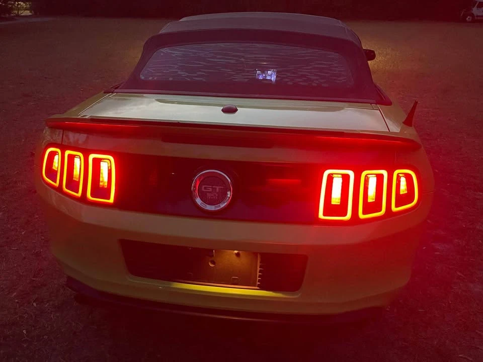 2013 Ford S197 Mustang - Image 7 of 20