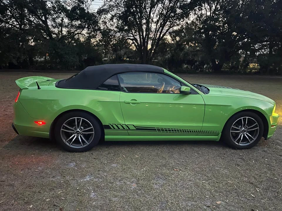 2013 Ford S197 Mustang - Image 4 of 20