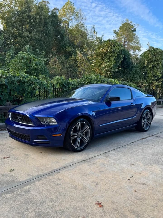 2013 Ford S197 Mustang - Image 2 of 20