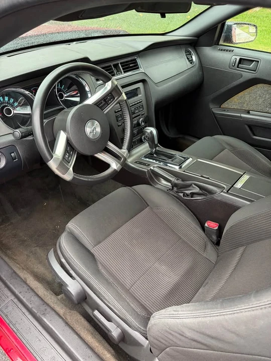 2013 Ford S197 Mustang - Image 4 of 6