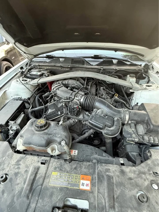 2013 Ford S197 Mustang - Image 11 of 13