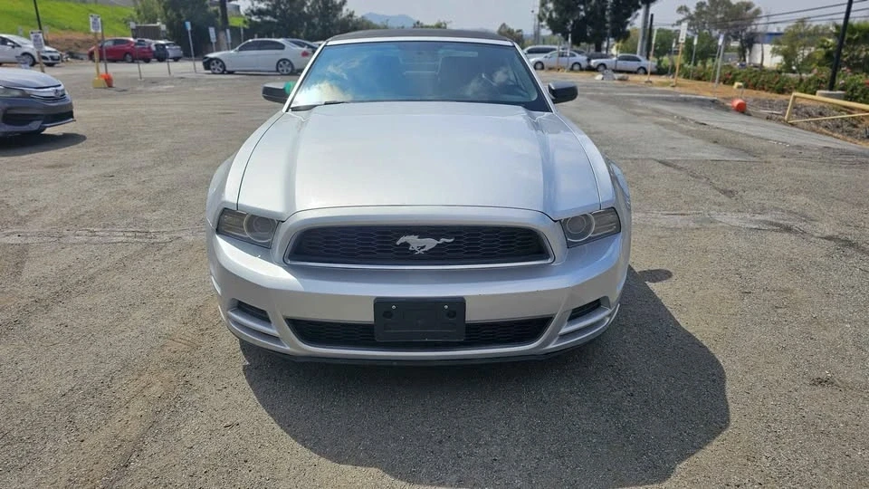 2013 Ford S197 Mustang - Image 3 of 12
