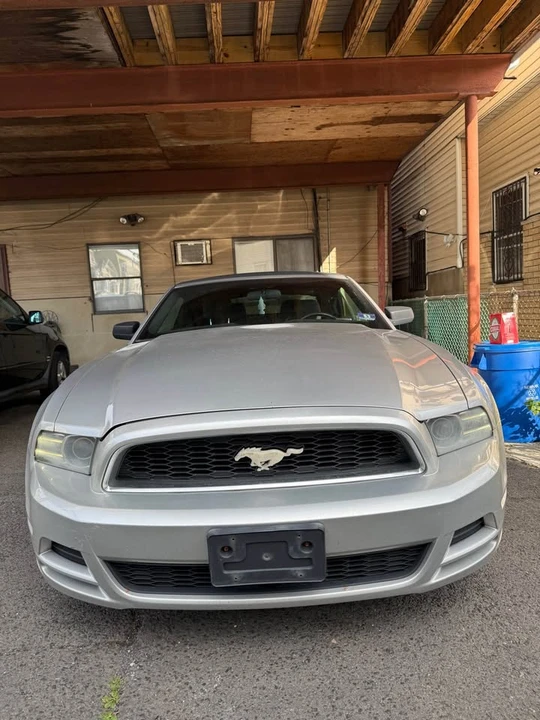 2013 Ford S197 Mustang - Image 5 of 15