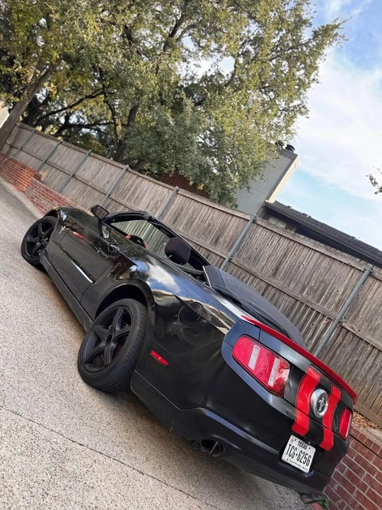 2013 Ford S197 Mustang - Image 6 of 12