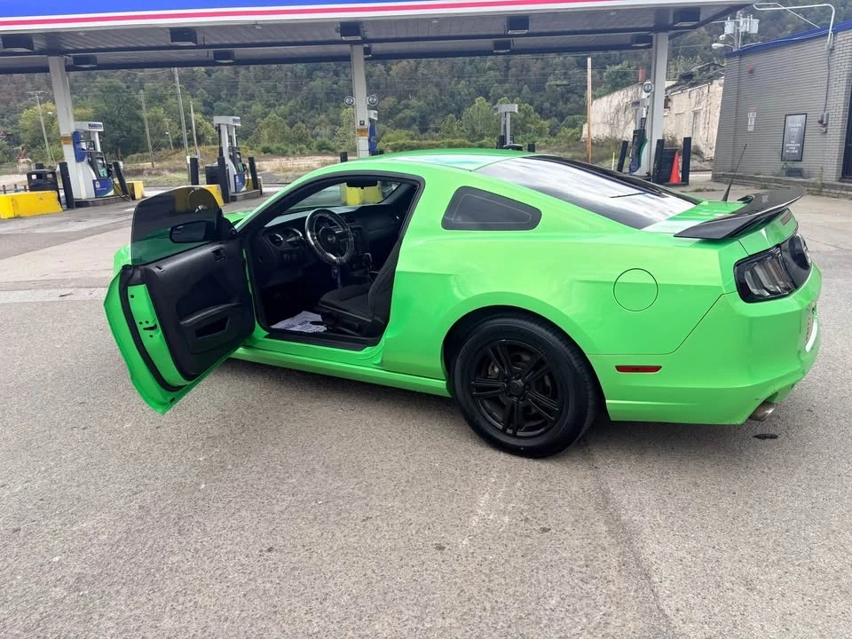 2013 Ford S197 Mustang - Image 2 of 5