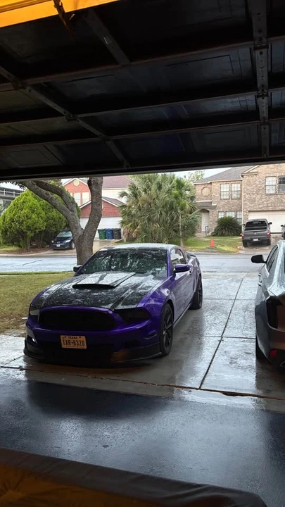 2013 Ford S197 Mustang - Image 2 of 3