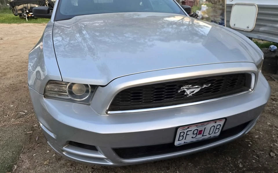 2013 Ford S197 Mustang - Image 2 of 13