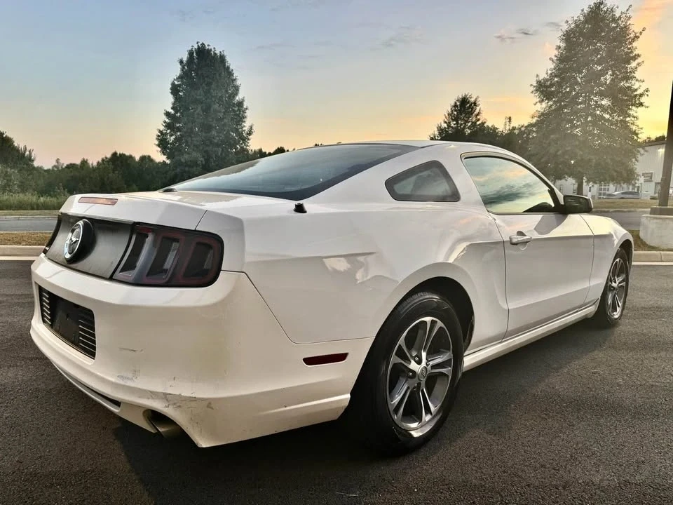 2013 Ford S197 Mustang - Image 6 of 19