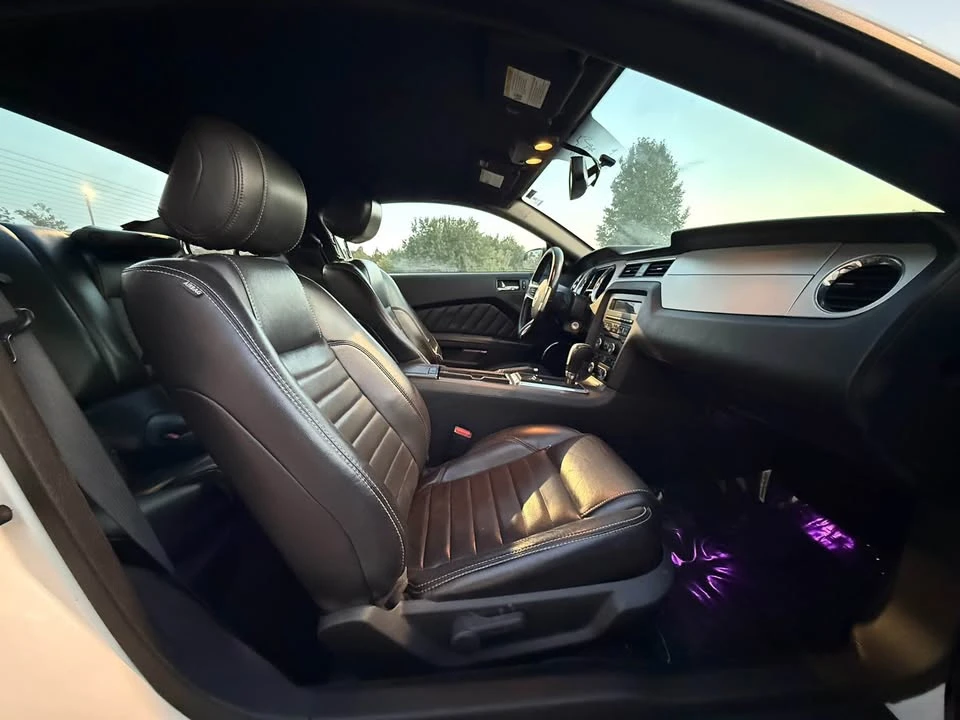 2013 Ford S197 Mustang - Image 13 of 18