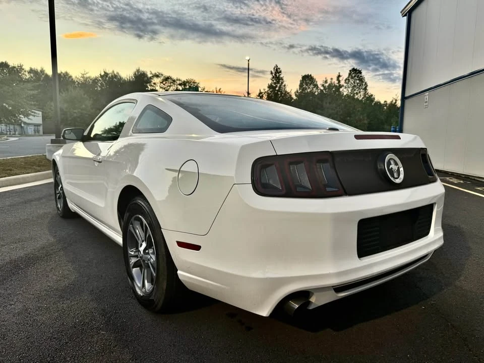2013 Ford S197 Mustang - Image 4 of 19