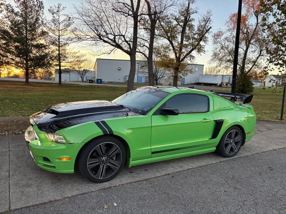 2013 Ford S197 Mustang - Image 6 of 9