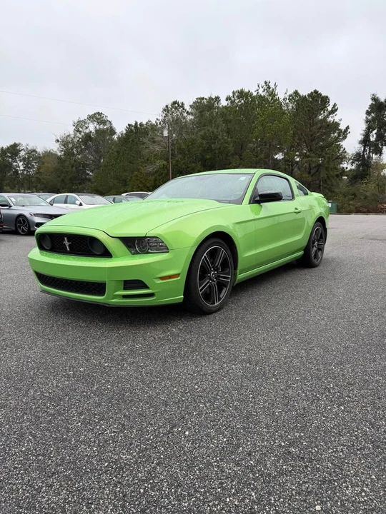 2013 Ford S197 Mustang - Image 2 of 12