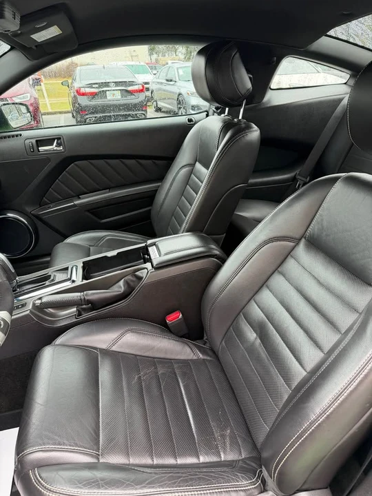 2013 Ford S197 Mustang - Image 8 of 12