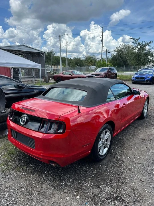 2013 Ford S197 Mustang - Image 6 of 13