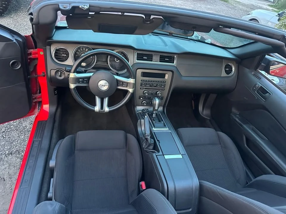 2013 Ford S197 Mustang - Image 11 of 13