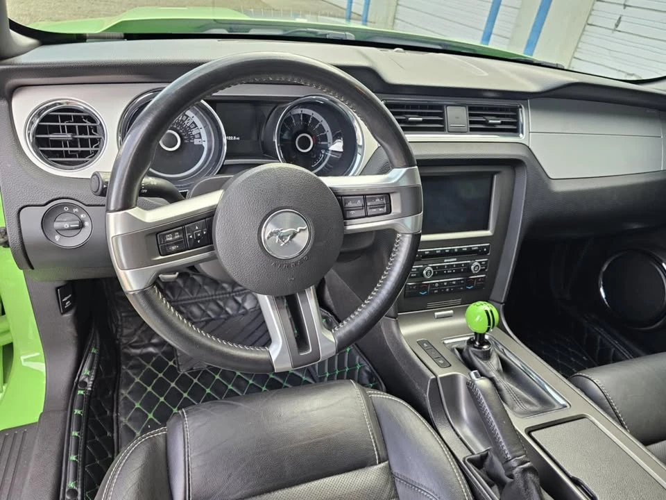 2013 Ford S197 Mustang - Image 12 of 16