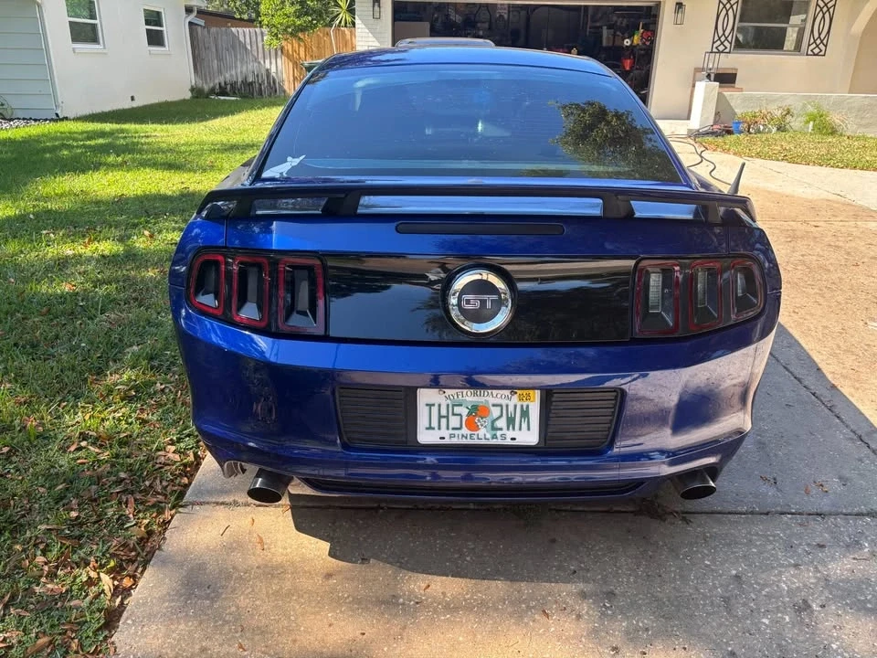 2013 Ford S197 Mustang - Image 2 of 9