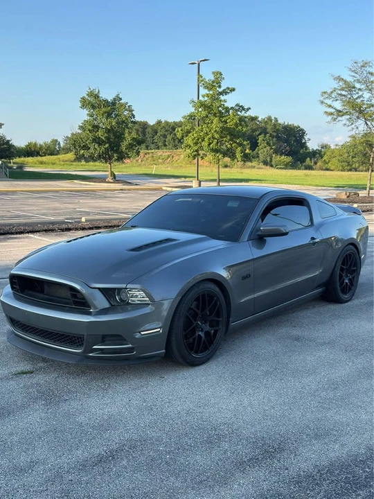 2013 Ford S197 Mustang GT - Image 5 of 8