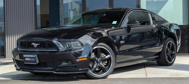 2013 Ford S197 Mustang - Image 2 of 9
