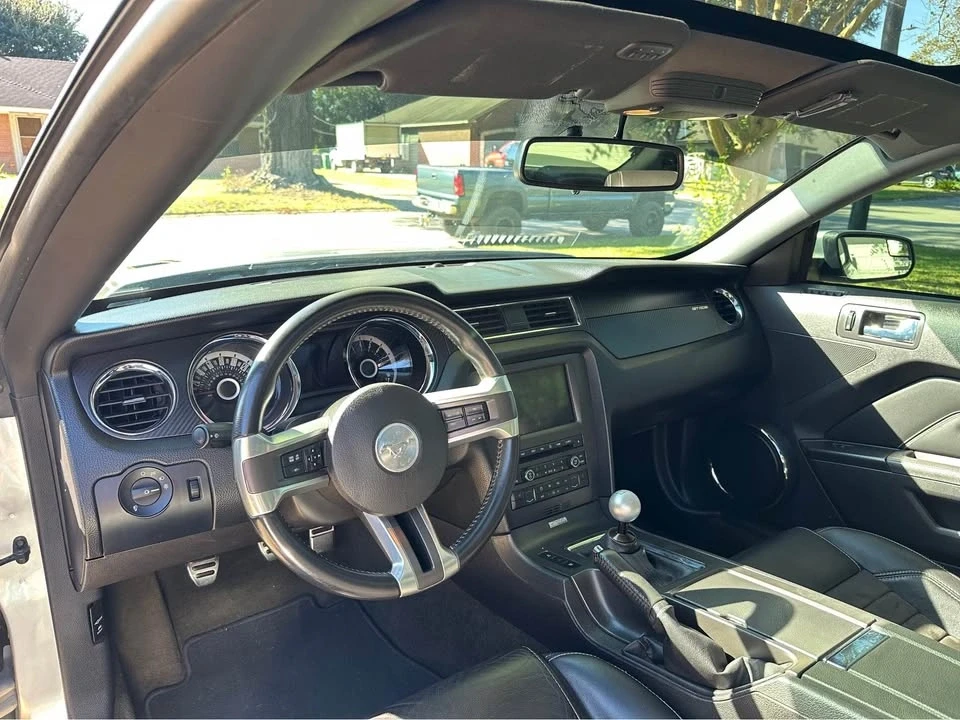 2013 Ford S197 Mustang - Image 13 of 14