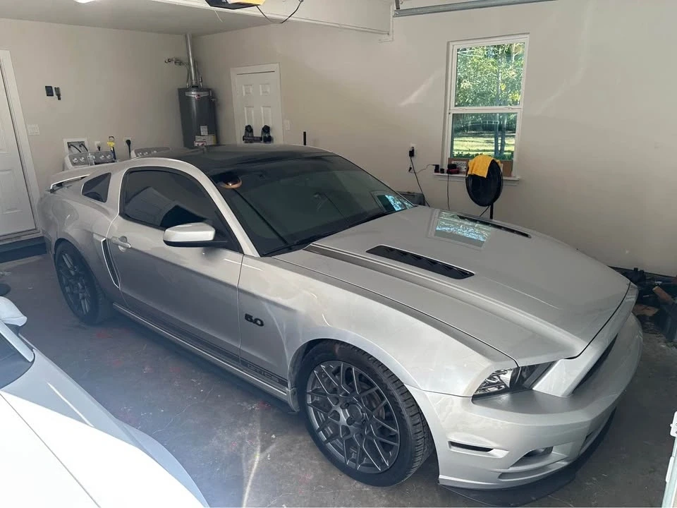 2013 Ford S197 Mustang - Image 8 of 14