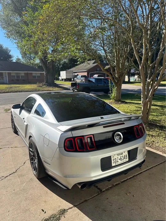 2013 Ford S197 Mustang - Image 7 of 14