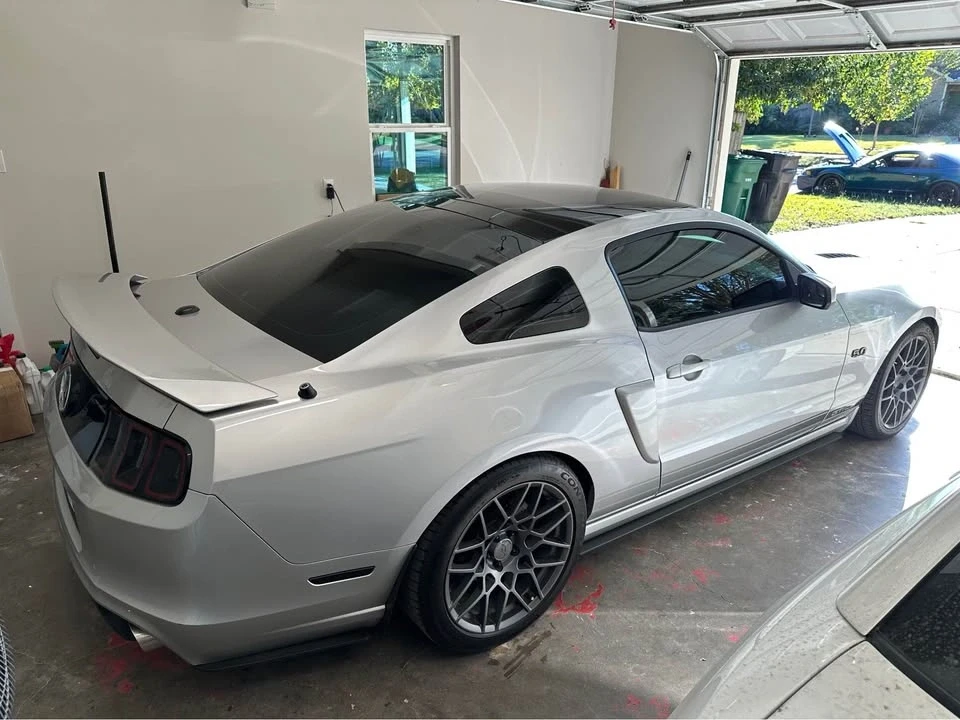 2013 Ford S197 Mustang - Image 9 of 14