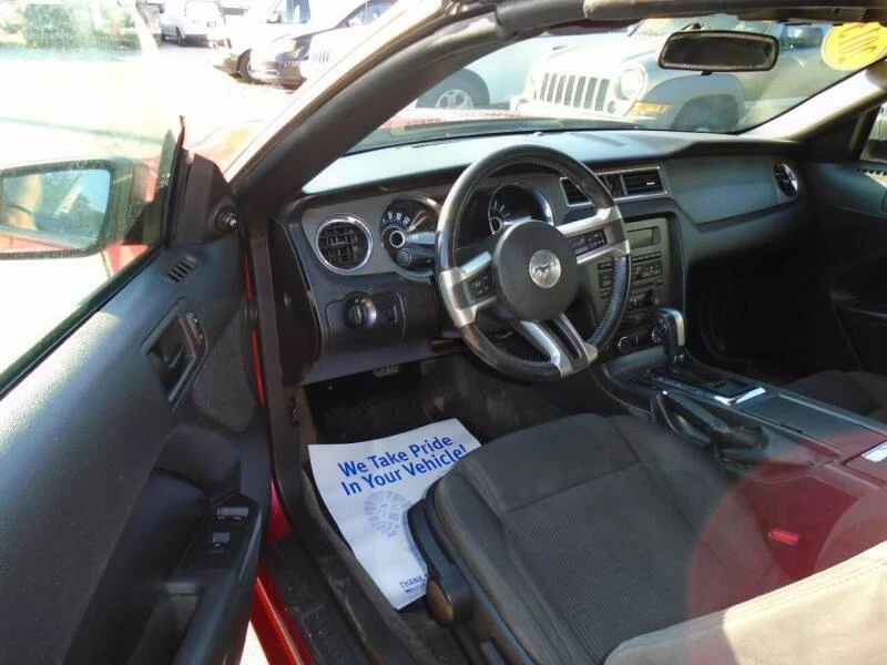 2013 Ford S197 Mustang - Image 8 of 10
